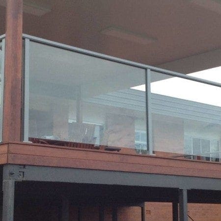 Aluminium glass balustrade systems